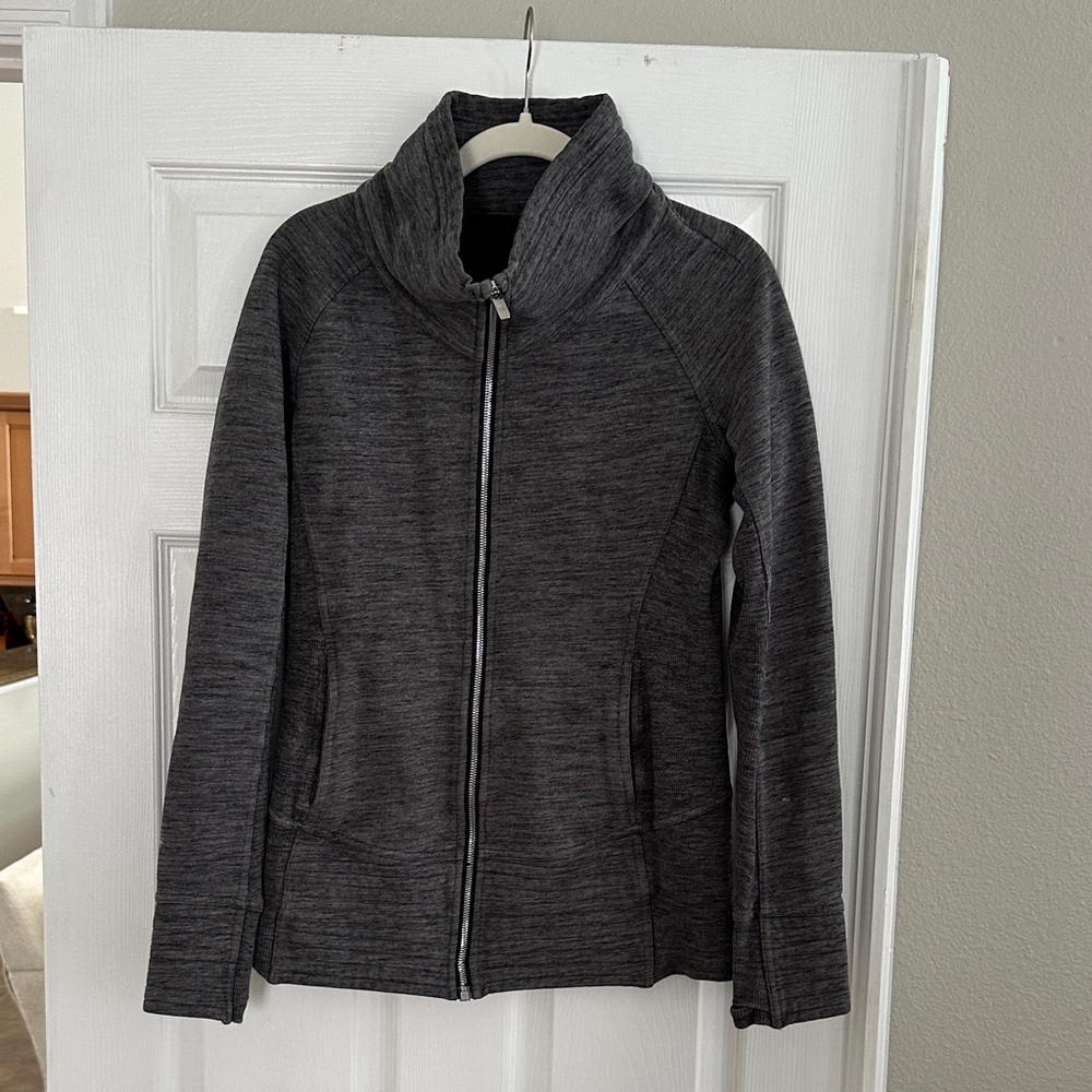 Lululemon Dark Gray Fitted Zip-Up Athletic Jacket